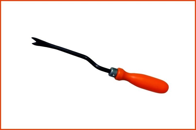 हैण्ड वीडर – Hand Weeder Rainy Season Gardening Tool In Hindi